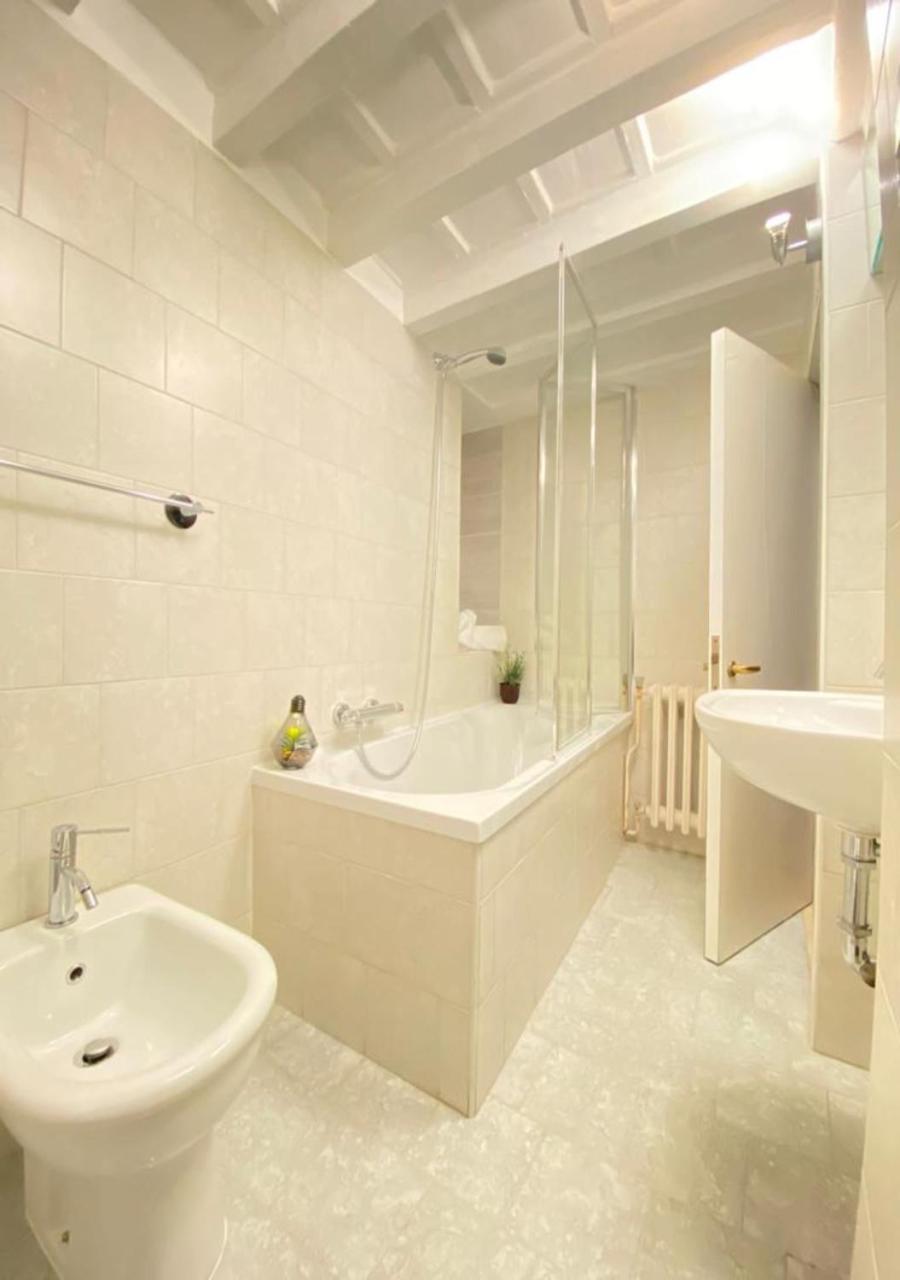 Апартаменты Rione VI Loft Рим Номер фото